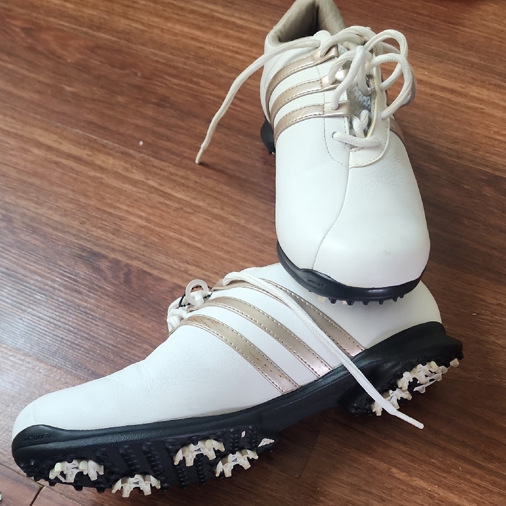 Adidas White and Gold Athletic Golf Shoes with Removable Spikes